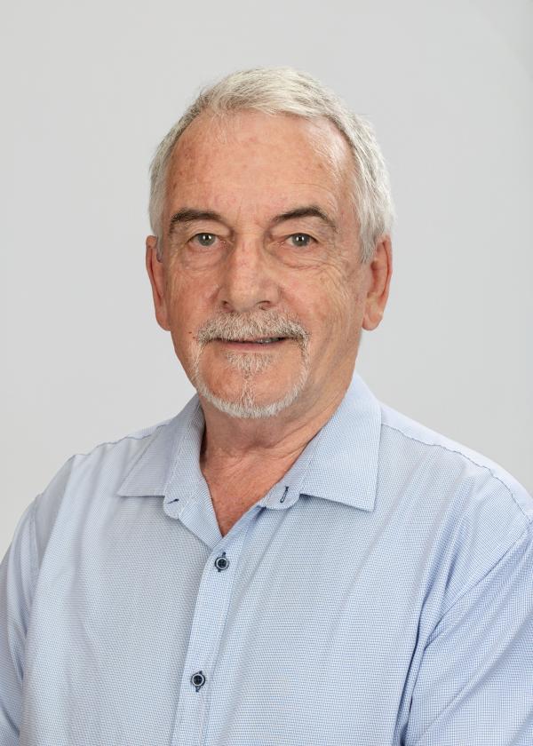Stephen Hoyne